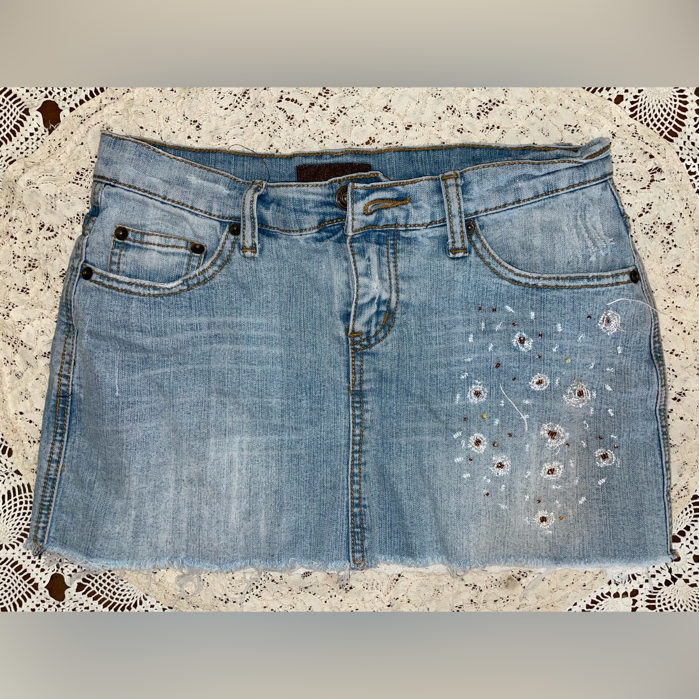 Urban behavior- y2k beaded jean mini skirt w/ pockets